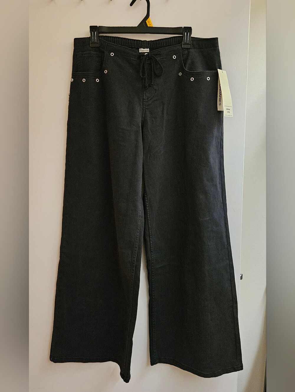 No Boundaries Low Rise Wide Leg Baggy Grommet Pants Womens L Black Soot NWT